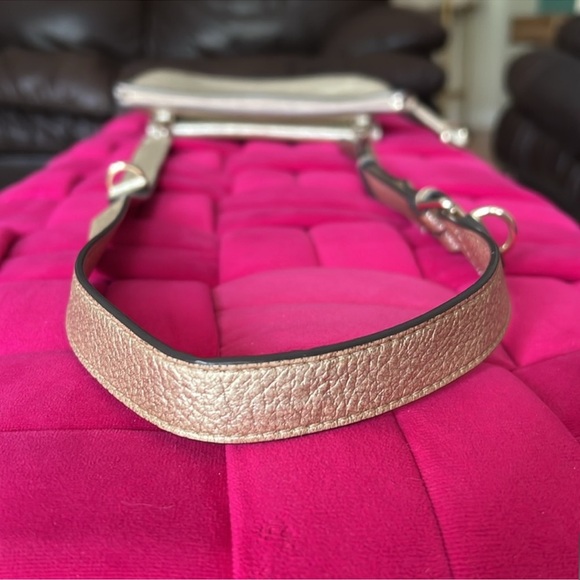 Henri Bendel Influencer 2-in-1 Crossbody Bag - Picture 14 of 16